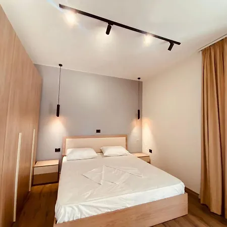 Wild Apartment